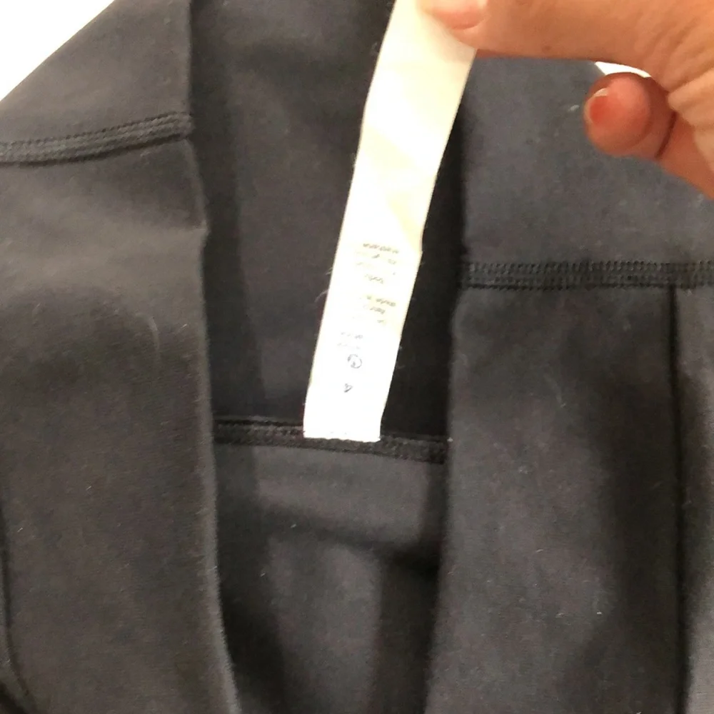 lululemon - Picture 3 of 3